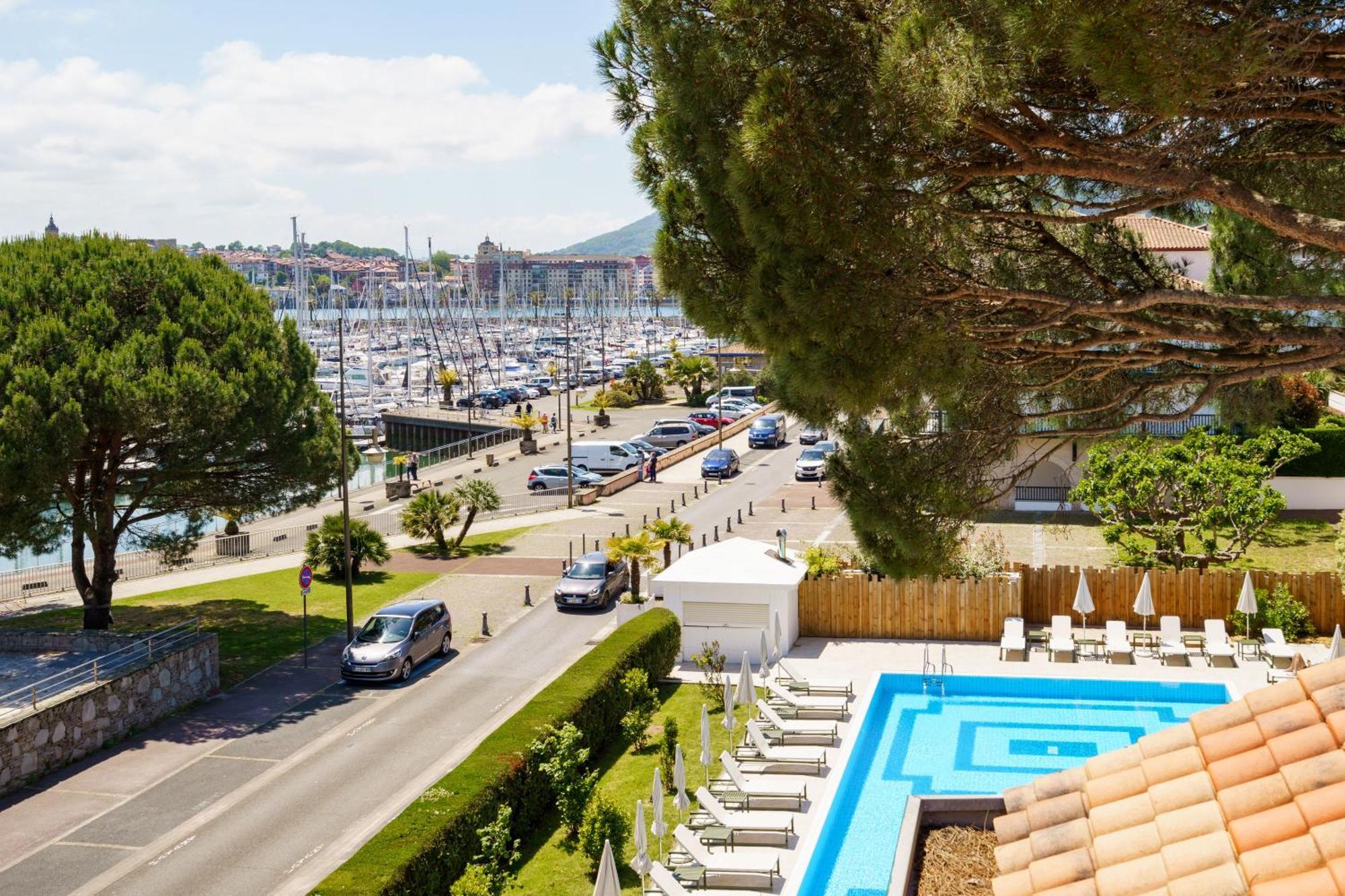 Hotel Ibaia - Piscine &
